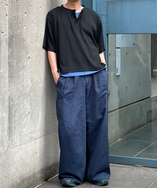 MandO（エムオー）（エムオー）の「レイヤードライクショートヘンリーTシャツ（Tシャツ/カットソー・メンズ・ネイビー/オフホワイト/ブラック・LARGE/MEDIUM）」の15枚目の写真