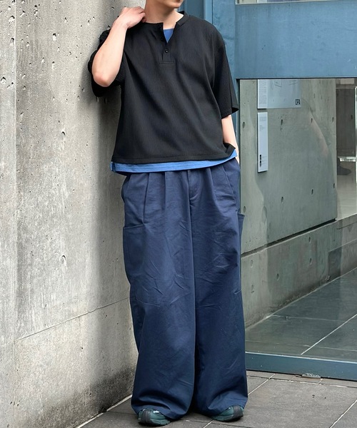 MandO（エムオー）（エムオー）の「レイヤードライクショートヘンリーTシャツ（Tシャツ/カットソー・メンズ・ネイビー/オフホワイト/ブラック・LARGE/MEDIUM）」の16枚目の写真