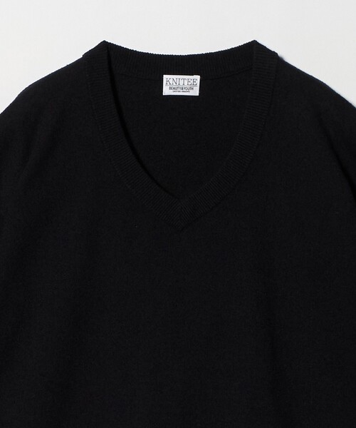 BEAUTY&YOUTH UNITED ARROWS(ビューティーアンドユースユナイテッドアローズ)の「KNITEE クリンプコットン Vネック ニット Tシャツ ウォッシャブル(ニット/セーター・メンズ・ブラック/ナチュラル・L/S/M/XL)」の3枚目の写真