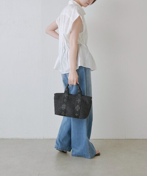 russet(ラシット)の「ナイロンラフィアデイリーミニトートバッグ(トートバッグ・レディース・ブラック/ダークブラウン/アイボリー・FREE)」の16枚目の写真