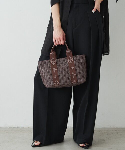 russet(ラシット)の「ナイロンラフィアデイリーミニトートバッグ(トートバッグ・レディース・ブラック/ダークブラウン/アイボリー・FREE)」の9枚目の写真