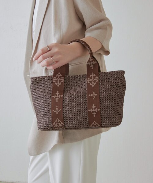 russet(ラシット)の「ナイロンラフィアデイリーミニトートバッグ(トートバッグ・レディース・ブラック/ダークブラウン/アイボリー・FREE)」の6枚目の写真