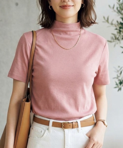 Belta attrice(ベルタアトリーチェ)の「【汗冷え防止 】強撚コットン100 モックネック 半袖 フライスTシャツ / 薄手 インナー カットソー(Tシャツ/カットソー・レディース・イエロー/ラベンダー/ピンク/ダークネイビー/ホワイト/オレンジ/ミント/ライトピンク/ライトブルー・FREE/M~L/フリー)」の7枚目の写真