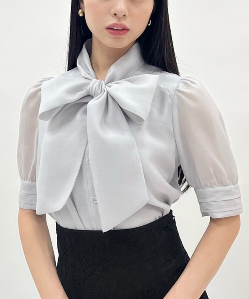 WILLSELECTION(ウィルセレクション)の「ピンタックカフスリボンタイブラウス(シャツ/ブラウス・レディース・ブルー/オフホワイト/ピンク・FREE)」の2枚目の写真
