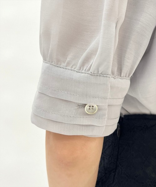 WILLSELECTION(ウィルセレクション)の「ピンタックカフスリボンタイブラウス(シャツ/ブラウス・レディース・ブルー/オフホワイト/ピンク・FREE)」の4枚目の写真