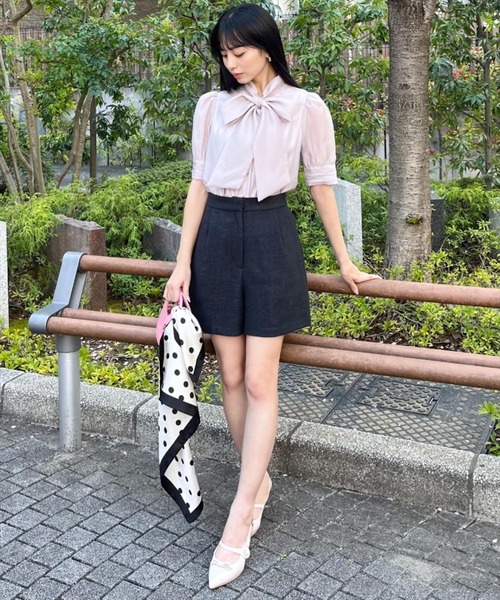 WILLSELECTION(ウィルセレクション)の「ピンタックカフスリボンタイブラウス(シャツ/ブラウス・レディース・ブルー/オフホワイト/ピンク・FREE)」の14枚目の写真