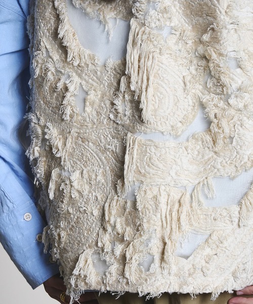 ROSE BUD(ローズバッド)の「(CREOLME)FRINGE JACQUARD VEST(ベスト・レディース・ベージュ/ブラック・ONE SIZE)」の5枚目の写真