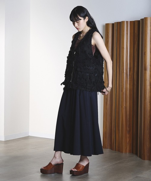ROSE BUD(ローズバッド)の「(CREOLME)FRINGE JACQUARD VEST(ベスト・レディース・ベージュ/ブラック・ONE SIZE)」の17枚目の写真
