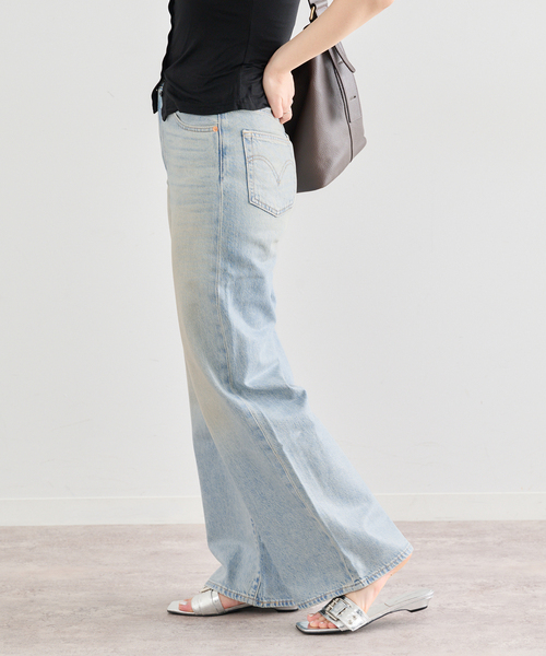 U by SPICK&SPAN(ユーバイスピックアンドスパン)の「LEVI'S/リーバイス RIBCAGE WIDE LEG H223(デニムパンツ・レディース・ブルー・25/26/27)」の16枚目の写真