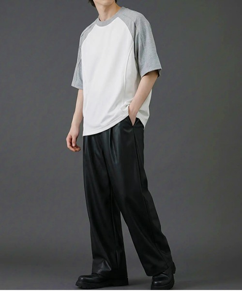 revertical(リバーティカル)の「バイカラー ラグランスリーブ クルーネックTシャツ/配色切替 半袖カットソー(Tシャツ/カットソー・メンズ・グレー/ブラック/ブラウン・MEDIUM/LARGE)」の13枚目の写真