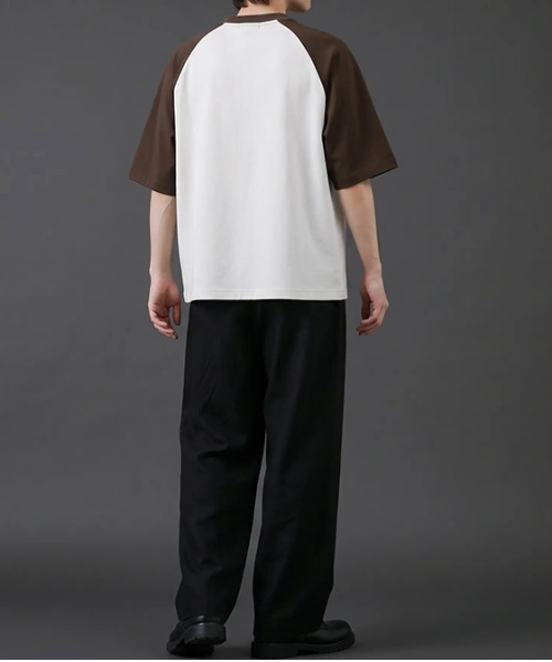 revertical(リバーティカル)の「バイカラー ラグランスリーブ クルーネックTシャツ/配色切替 半袖カットソー(Tシャツ/カットソー・メンズ・グレー/ブラック/ブラウン・MEDIUM/LARGE)」の18枚目の写真
