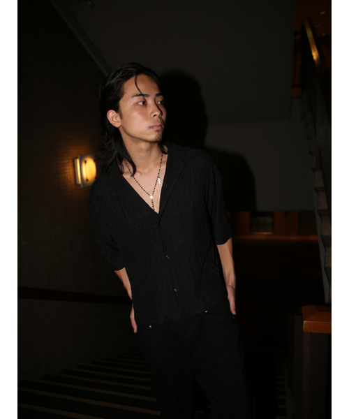 GOZER（ゴーザー）の「The Pleats Shirt（シャツ/ブラウス・メンズ・ブラック・3/1/2）」の2枚目の写真