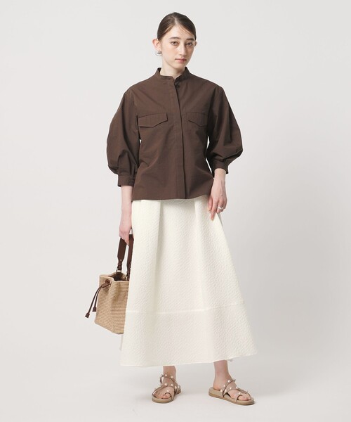 UNITED ARROWS（ユナイテッドアローズ）の「オーガンジー ジャガード フレアスカート ‐ウォッシャブル‐（スカート・レディース・オフホワイト/ライトブルー/ネイビー・38/36）」の6枚目の写真