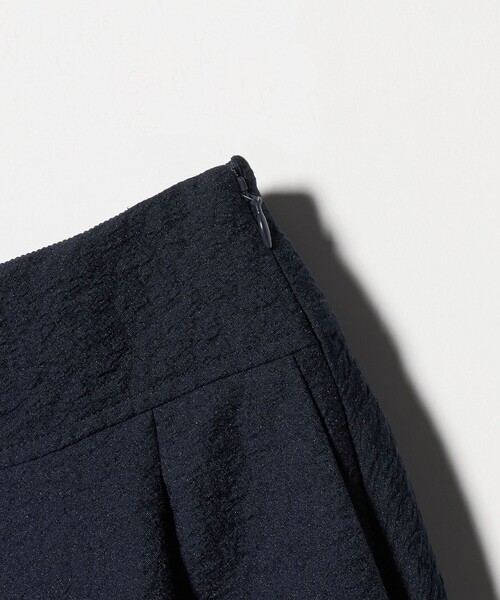 UNITED ARROWS（ユナイテッドアローズ）の「オーガンジー ジャガード フレアスカート ‐ウォッシャブル‐（スカート・レディース・オフホワイト/ライトブルー/ネイビー・38/36）」の16枚目の写真