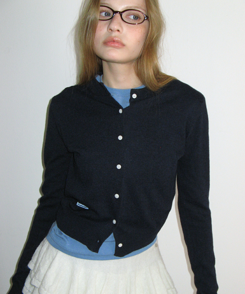 RONRON(ロンロン)の「SOFT DAYS KNIT CARDIGAN NAVY(ニット/セーター・レディース・その他・FREE)」の1枚目の写真