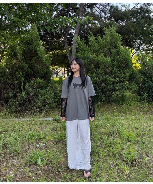 THE GREEN LAB（ザグリーンラボ）の「レース袖レイヤードキャットTシャツ[チャコールグレー]（Tシャツ/カットソー・レディース・その他・FREE）」の10枚目の写真