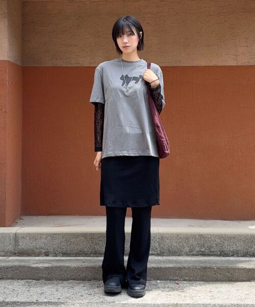 THE GREEN LAB（ザグリーンラボ）の「レース袖レイヤードキャットTシャツ[チャコールグレー]（Tシャツ/カットソー・レディース・その他・FREE）」の13枚目の写真