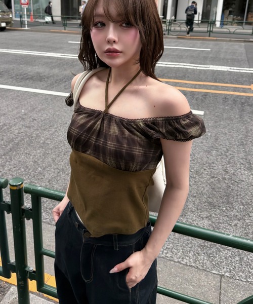 RAY CASSIN（レイカズン）の「【チェック / レース】レース切替ホルターTシャツ（Tシャツ/カットソー・レディース・ブルー系その他2/カーキ/ブラック/ホワイト・FREE）」の20枚目の写真