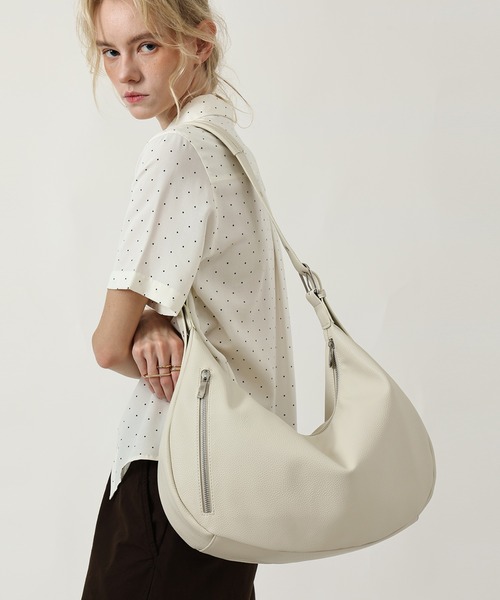 style code(スタイルコード)の「ZOZO限定【STYLE CODE/スタイルコード】アークワンショルダーバッグ(ショルダーバッグ・レディース・アイボリー/ブラウン/ブラック・FREE)」の5枚目の写真