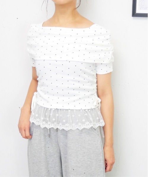 FUN(ファン)の「オフショルスソレースプルオーバー(Tシャツ/カットソー・レディース・ドット/ピンク/ブラック/オフホワイト・FREE)」の1枚目の写真