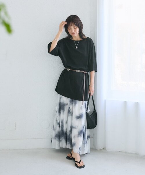 RIVE DROITE(リヴドロワ)の「予約【A・MONN】【吸水速乾/接触冷感】オープンネックチュニックTee(Tシャツ/カットソー・レディース・ホワイト/ブラック・FREE)」の9枚目の写真