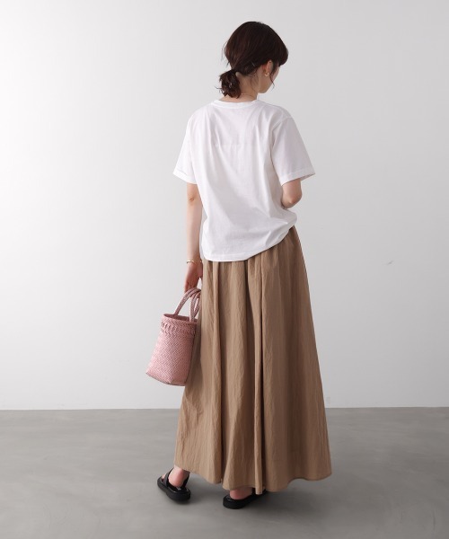 Bou Jeloud(ブージュルード)の「消耗加工綿天竺メタルロゴプリントTee(Tシャツ/カットソー・レディース・チャコールグレー/オフホワイト/ベージュ・FREE)」の10枚目の写真