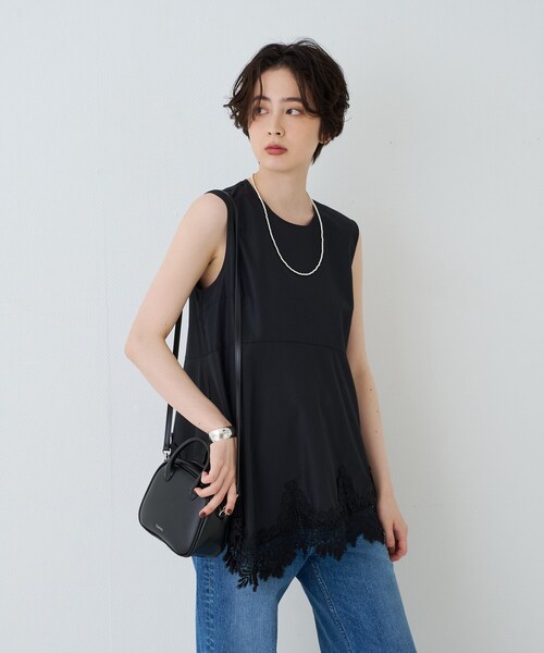 EMMA ROUGE VIF(エマルージュヴィフ)の「ランダムヘム裾レースノースリーブブラウス/ペプラム/夏服/オフィスカジュアル(シャツ/ブラウス・レディース・ブラック/オフホワイト・フリー)」の3枚目の写真