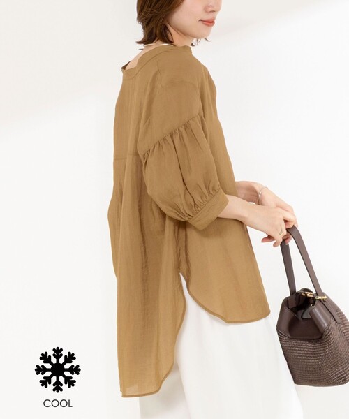 NOLLEY’S（ノーリーズ）の「《接触冷感》【BECシリーズ】ウォッシャブル半袖オーバーギャザーブラウス（シャツ/ブラウス・レディース・カーキ/サックスブルー/キャメル・38）」の3枚目の写真