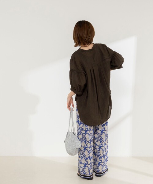 NOLLEY’S（ノーリーズ）の「《接触冷感》【BECシリーズ】ウォッシャブル半袖オーバーギャザーブラウス（シャツ/ブラウス・レディース・カーキ/サックスブルー/キャメル・38）」の4枚目の写真