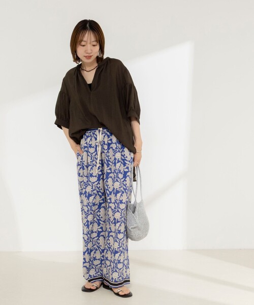 NOLLEY’S（ノーリーズ）の「《接触冷感》【BECシリーズ】ウォッシャブル半袖オーバーギャザーブラウス（シャツ/ブラウス・レディース・カーキ/サックスブルー/キャメル・38）」の5枚目の写真