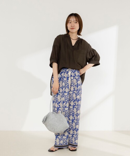 NOLLEY’S（ノーリーズ）の「《接触冷感》【BECシリーズ】ウォッシャブル半袖オーバーギャザーブラウス（シャツ/ブラウス・レディース・カーキ/サックスブルー/キャメル・38）」の6枚目の写真