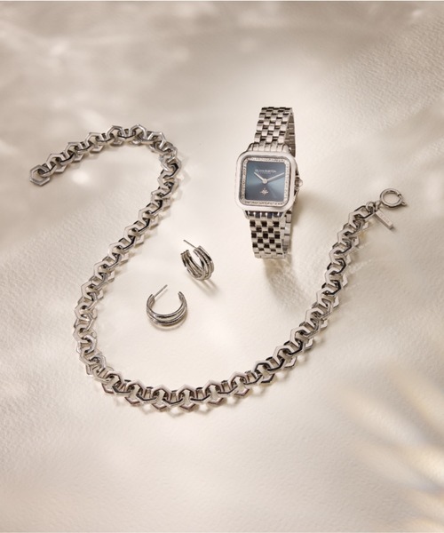 OLIVIA BURTON(オリビアバートン)の「「OLIVIA BURTON/オリビアバートン」トレンド - エバー スタックト クロー シルバー フープ ピアス(ピアス(両耳用)・レディース・シルバー・FREE)」の5枚目の写真