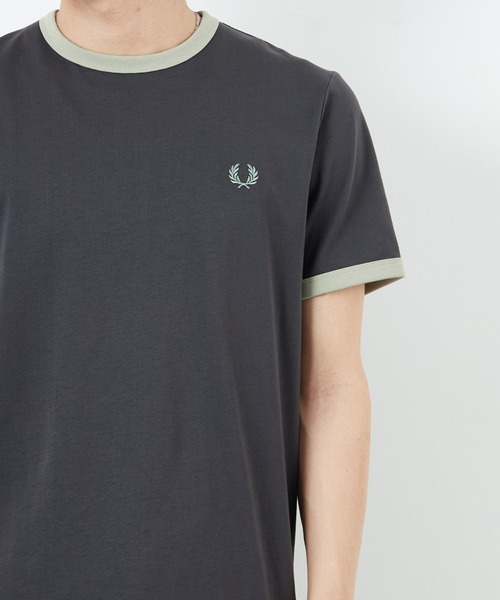 FRED PERRY（フレッドペリー）の「[FRED PERRY/フレッドペリー] ワンポイントロゴ刺繍 ショートスリーブリンガーTシャツ M3519（Tシャツ/カットソー・レディース・ワイン/グレー/ダークグリーン/モスグリーン/キナリ・XL/L/M/S/XS）」の19枚目の写真