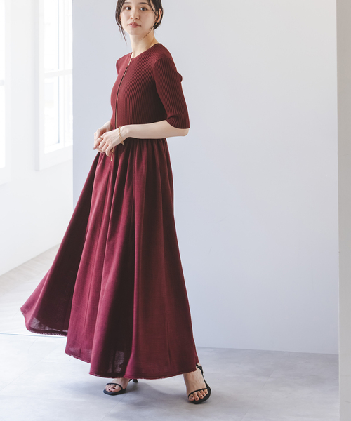 Noble(ノーブル)の「《追加・新色》【洗える】フロントジップドッキングワンピース(ワンピース・レディース・ボルドー/チャコールグレー・38/36)」の1枚目の写真