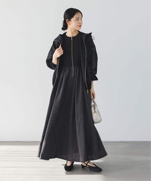 Noble(ノーブル)の「《追加・新色》【洗える】フロントジップドッキングワンピース(ワンピース・レディース・ボルドー/チャコールグレー・38/36)」の4枚目の写真