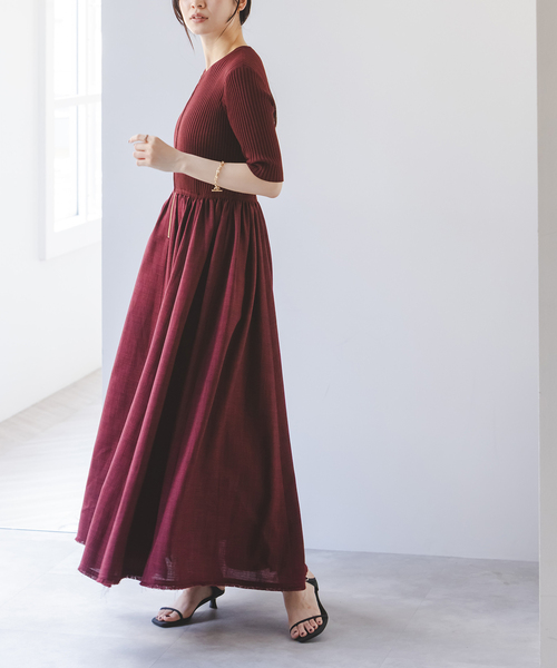 Noble(ノーブル)の「《追加・新色》【洗える】フロントジップドッキングワンピース(ワンピース・レディース・ボルドー/チャコールグレー・38/36)」の9枚目の写真