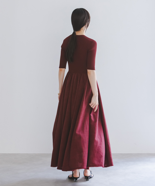 Noble(ノーブル)の「《追加・新色》【洗える】フロントジップドッキングワンピース(ワンピース・レディース・ボルドー/チャコールグレー・38/36)」の12枚目の写真