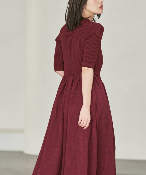 Noble(ノーブル)の「《追加・新色》【洗える】フロントジップドッキングワンピース(ワンピース・レディース・ボルドー/チャコールグレー・38/36)」の16枚目の写真
