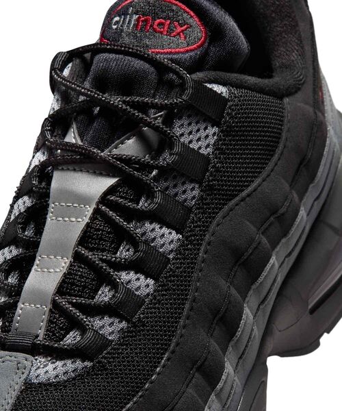 NIKE(ナイキ)の「ナイキ エア マックス 95 ビッグバブル "OG" メンズシューズ / Nike Air Max 95 Big Bubble "OG" Men's Shoes HM4740-015 Black(スニーカー・メンズ・ブラック・28/28.5/29/29.5/30/26.5/27/27.5/24/25/25.5/26)」の7枚目の写真