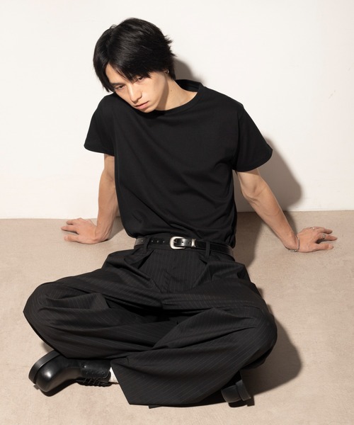 LUCY(ルーシー)の「LUCY/マルチファンクッションコンパクトT(Tシャツ/カットソー・メンズ・ダークグレー/ブラック/オフホワイト・MEDIUM/LARGE)」の5枚目の写真
