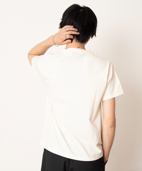 LUCY(ルーシー)の「LUCY/マルチファンクッションコンパクトT(Tシャツ/カットソー・メンズ・ダークグレー/ブラック/オフホワイト・MEDIUM/LARGE)」の16枚目の写真