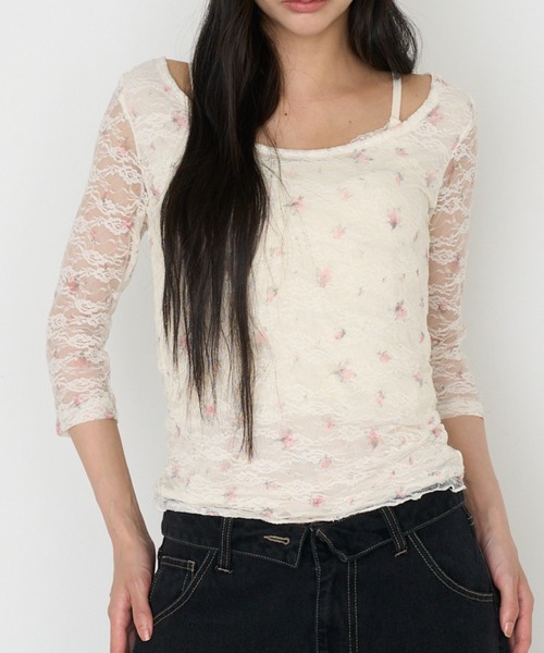 RAY CASSIN(レイカズン)の「レース花柄シアーロングTシャツ(Tシャツ/カットソー・レディース・アイボリー/ライトベージュ・FREE)」の16枚目の写真