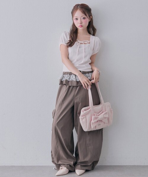 OLIVE des OLIVE（オリーブデオリーブ）の「バレルレッグリボンカーゴパンツ（カーゴパンツ・レディース・ピンク/ブラウン/ブラック・FREE）」の12枚目の写真