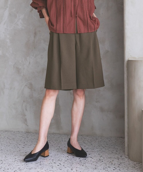 GLOBAL WORK(グローバルワーク)の「お手入れラクラクセットアップ/ハーフパンツ/684656(その他パンツ・レディース・ネイビー/ブラウン・MEDIUM/LARGE)」の1枚目の写真