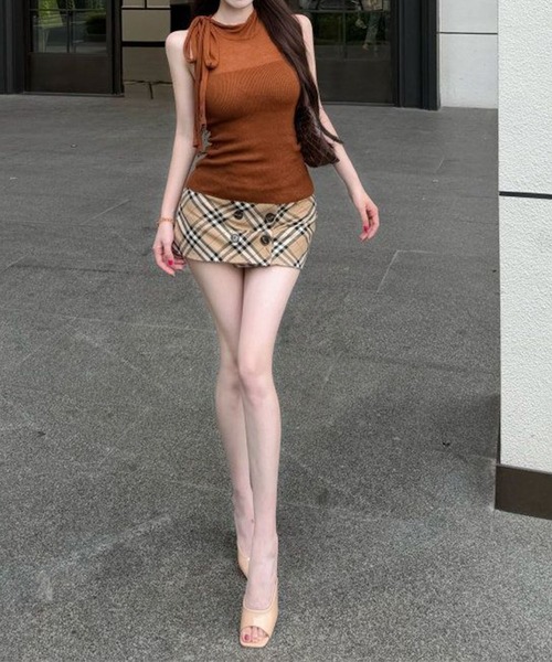 GLAMOROUS JANE(グラマラスジェーン)の「アシメトリーリボンノースリニットトップス(ニット/セーター・レディース・ブラック/ブラウン/ホワイト・FREE)」の10枚目の写真