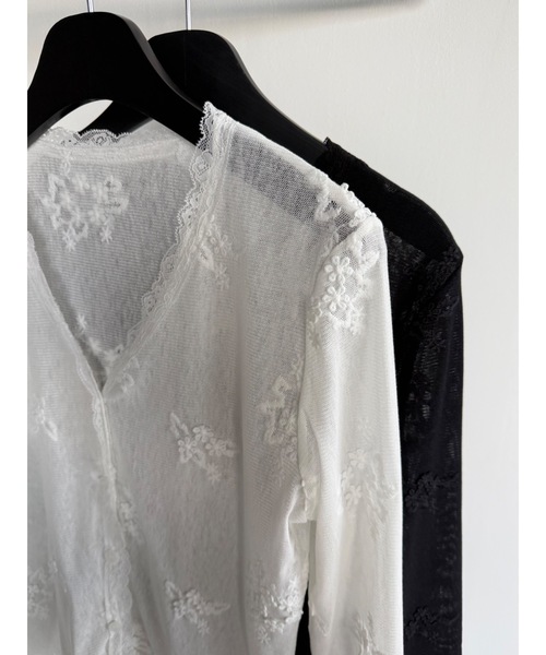 Didot.showroom(ディドット ショールーム)の「フラワーVネックシアーカーディガン(カーディガン/ボレロ・レディース・アイボリー/ブラック・FREE)」の7枚目の写真