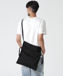 ITTI（イッチ）の「ITTI/イッチ/MARY RED CROSS BAG / CERATO BRIGHT（ショルダーバッグ）」