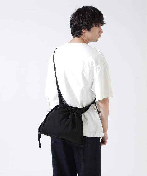 ITTI(イッチ)の「ITTI/イッチ/MARY RED CROSS BAG / CERATO BRIGHT(ショルダーバッグ・レディース・ブラウン/ブラック・F)」の2枚目の写真