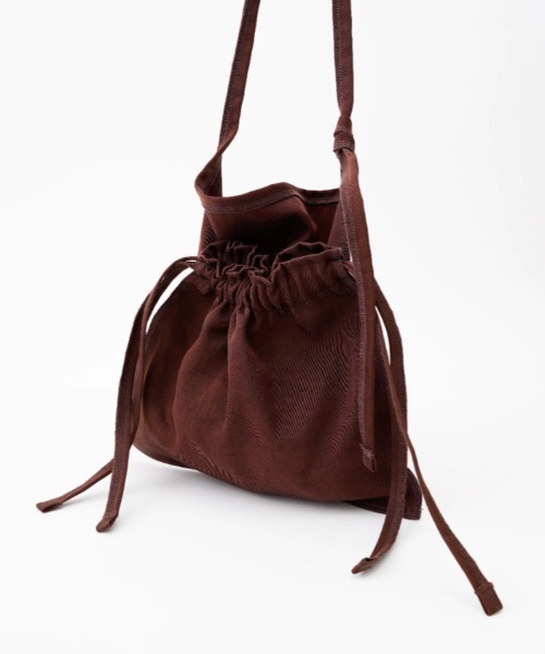 ITTI（イッチ）の「ITTI/イッチ/MARY RED CROSS BAG / CERATO BRIGHT（ショルダーバッグ・レディース・ブラウン/ブラック・F）」の8枚目の写真