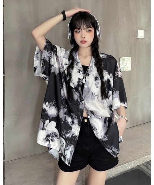 inst.ALL(インストール)の「モノトーンニュアンス柄半袖ルーズシャツ(シャツ/ブラウス・レディース・ホワイト×ブラック・M)」の6枚目の写真
